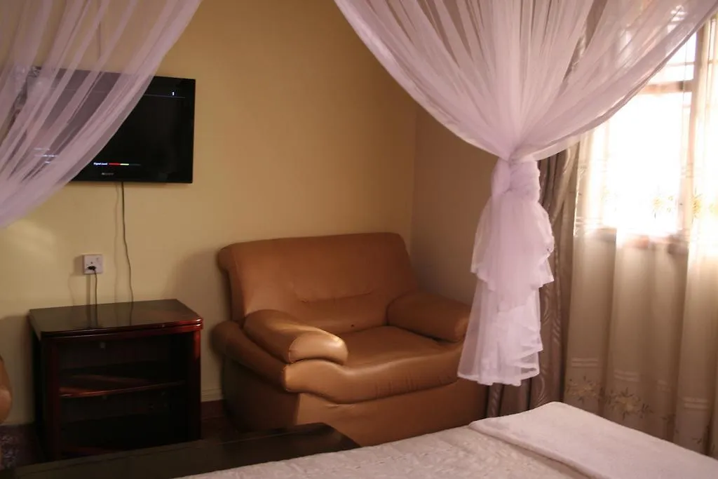 Hotel Acacia Kampala 3*,